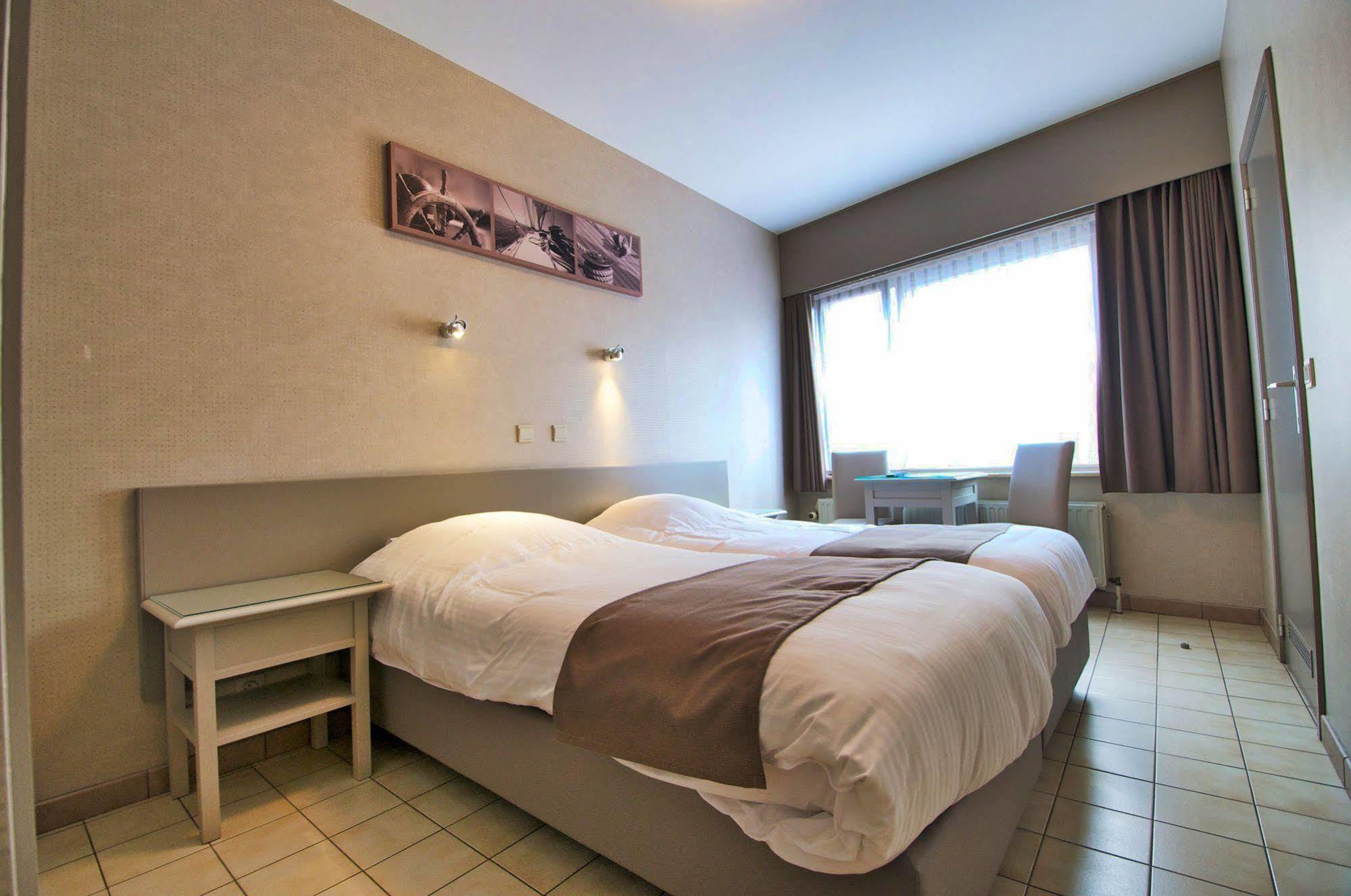 Hotel De Golf Bredene Exterior foto